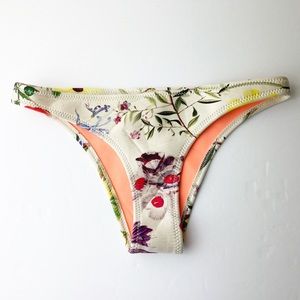 Triangl‎ Swimwear Women’s Size Medium Floral Bikini Bottom